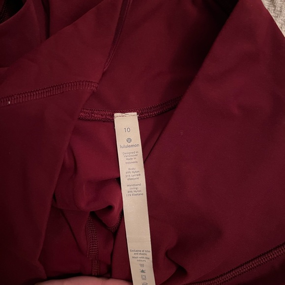 Lululemon leggings - Picture 5 of 7